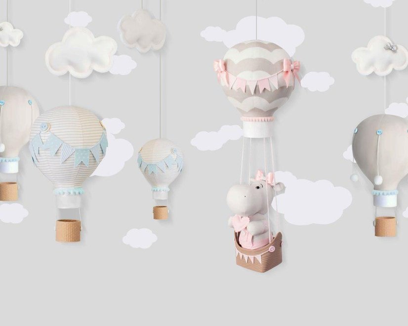 Papier peint petites montgolfières et nuages