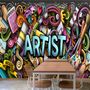 Fototapete Zeichnender Graffiti-Künstler mit farbenfroher Malerei