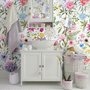 Papier peint panoramique de fleurs sauvages roses et printanières colorées