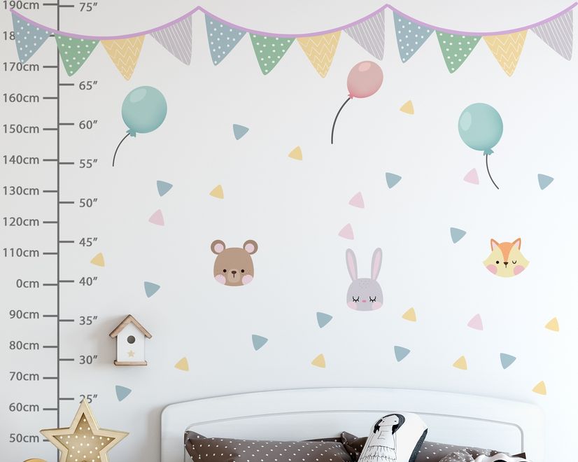 Niedliche Tiere mit bunting und Dreiecksflaggen Wandtattoo für das Kinderzimmer