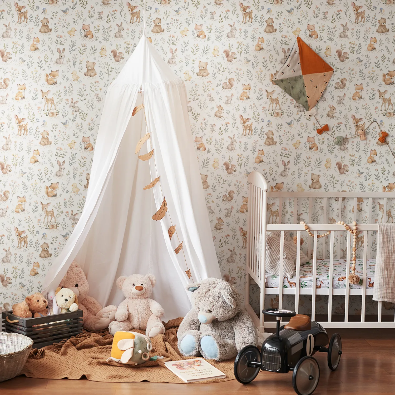 Cute Woodland Animals Nursery Wallpaper - Peel and Stick