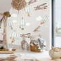 Wandtattoo mit grünen Heißluftballons und braunen Flugzeugen mit Wolken für Kinderzimmer