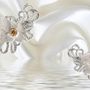 Luxury Floral Diamond Daisy Wallpaper Mural