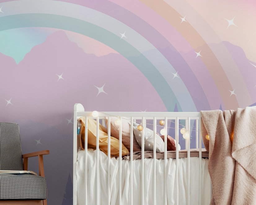 Papier peint panoramique de la chambre d'enfant avec des montagnes colorées et des étoiles brillantes