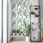 Papier peint panoramique avec motif de feuilles d'eucalyptus en aquarelle