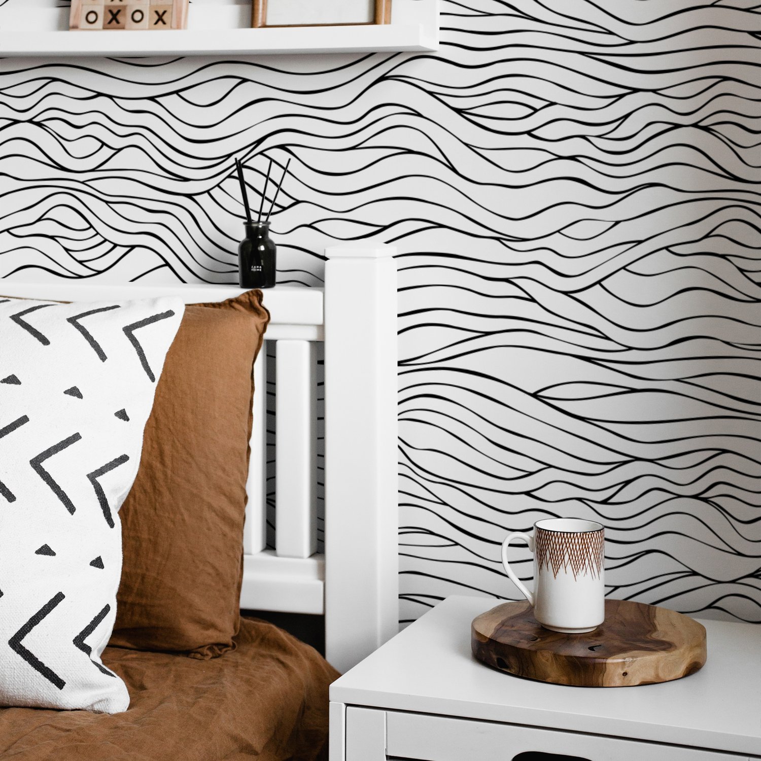 Black and White Minimalistic Abstract Line Art Wallpaper - Peel and Stick