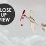 Heißluftballon und Flugzeuge am Himmel Fototapete