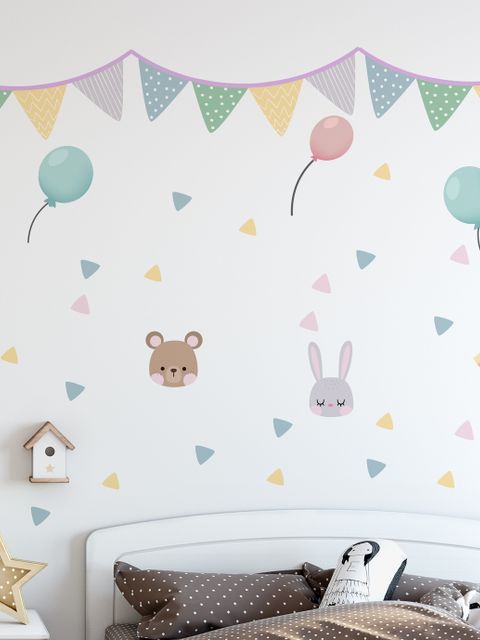 Niedliche Tiere mit bunting und Dreiecksflaggen Wandtattoo für das Kinderzimmer