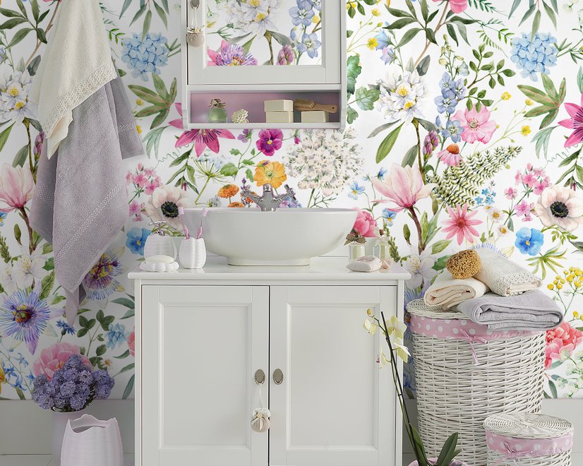 Papier peint panoramique de fleurs sauvages roses et printanières colorées