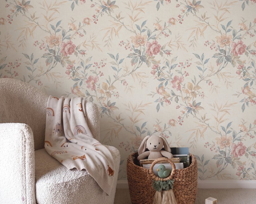 Pink chinoiserie wallpaper with watercolor flowers, blue-grey leaves and red berries on a cream linen-texture ground