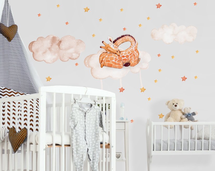 Wandtattoo Aquarell Schlafende Giraffe und Wolken mit kleinen Sternen für das Kinderzimmer