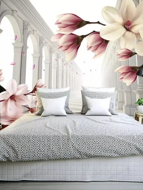 Magnolienblüte mit Säule Fototapete