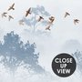 Nebeliger Wald mit Vögeln Fototapete