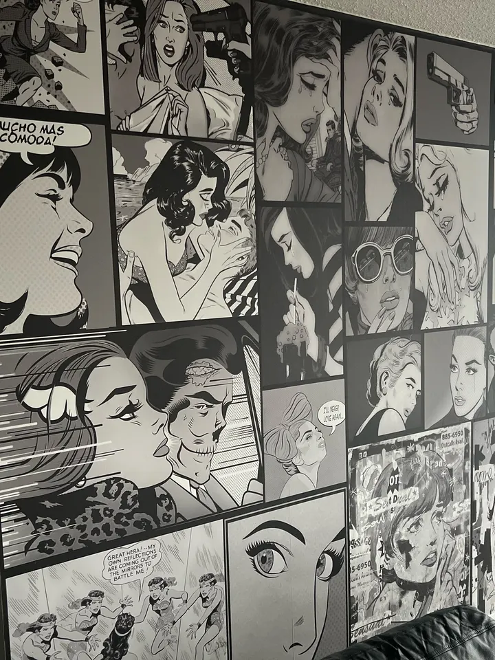 Comic Pop Art Faces Wallpaper Mural