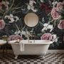 Bunte Blumen mit dunklem geometrischem Muster Fototapete